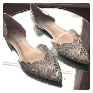 Betsey Johnson SB-Lucy size 9